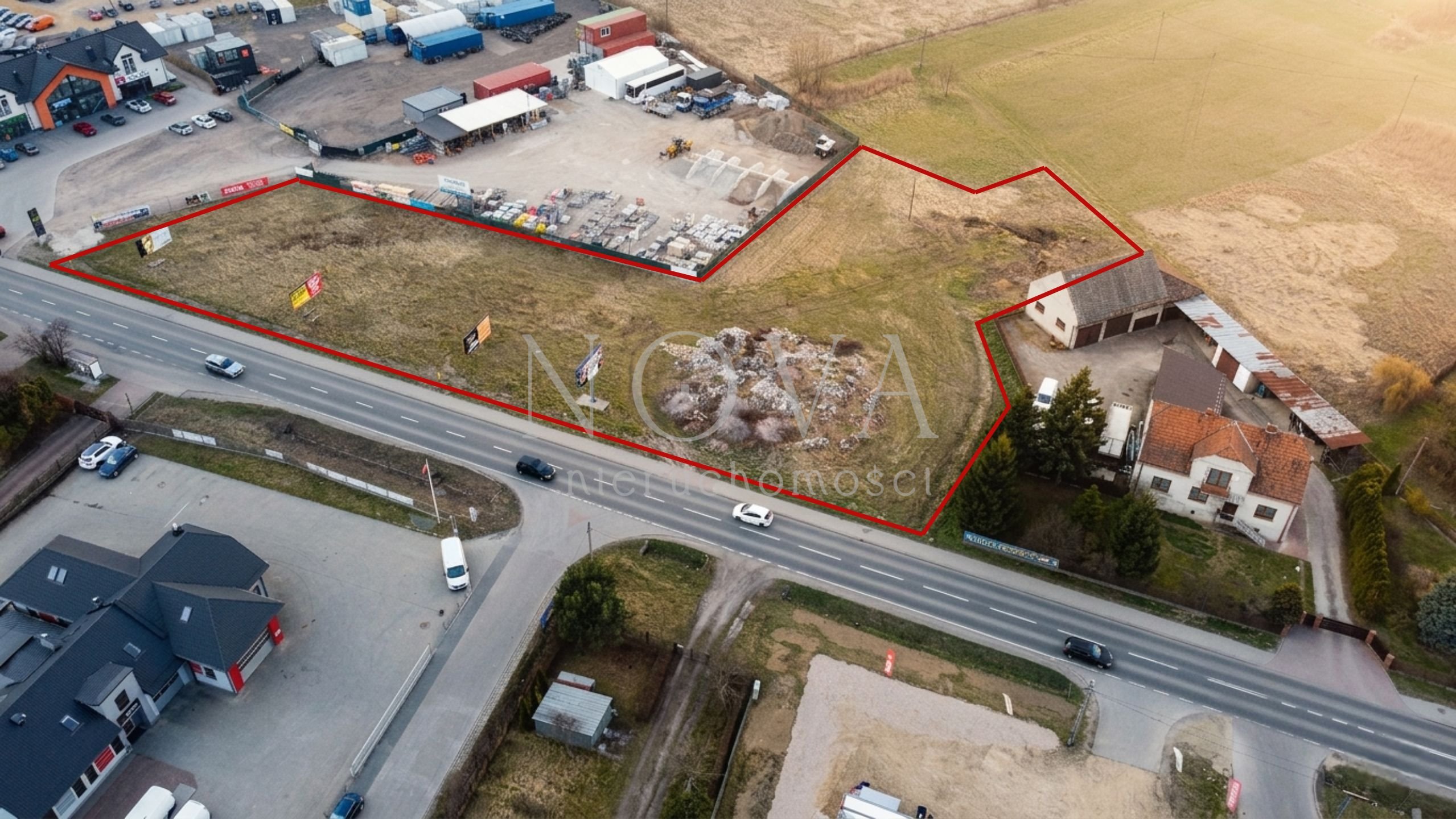 Działka komercyjna przy drodze wojewódzkiej-48 arów, media.